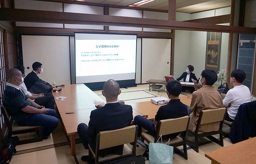命への思いは同じ 僧侶と看護師、連携へ勉強会