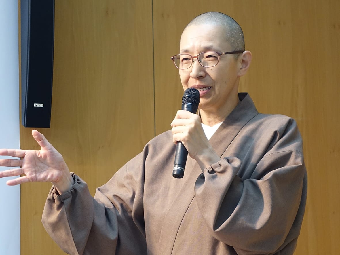 妙憂さんに学ぼう スピリチュアルケアを社会へ