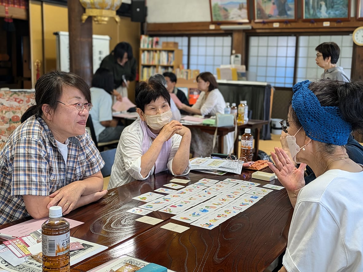 414カードで良い死考えて 広島・源光寺で講演会