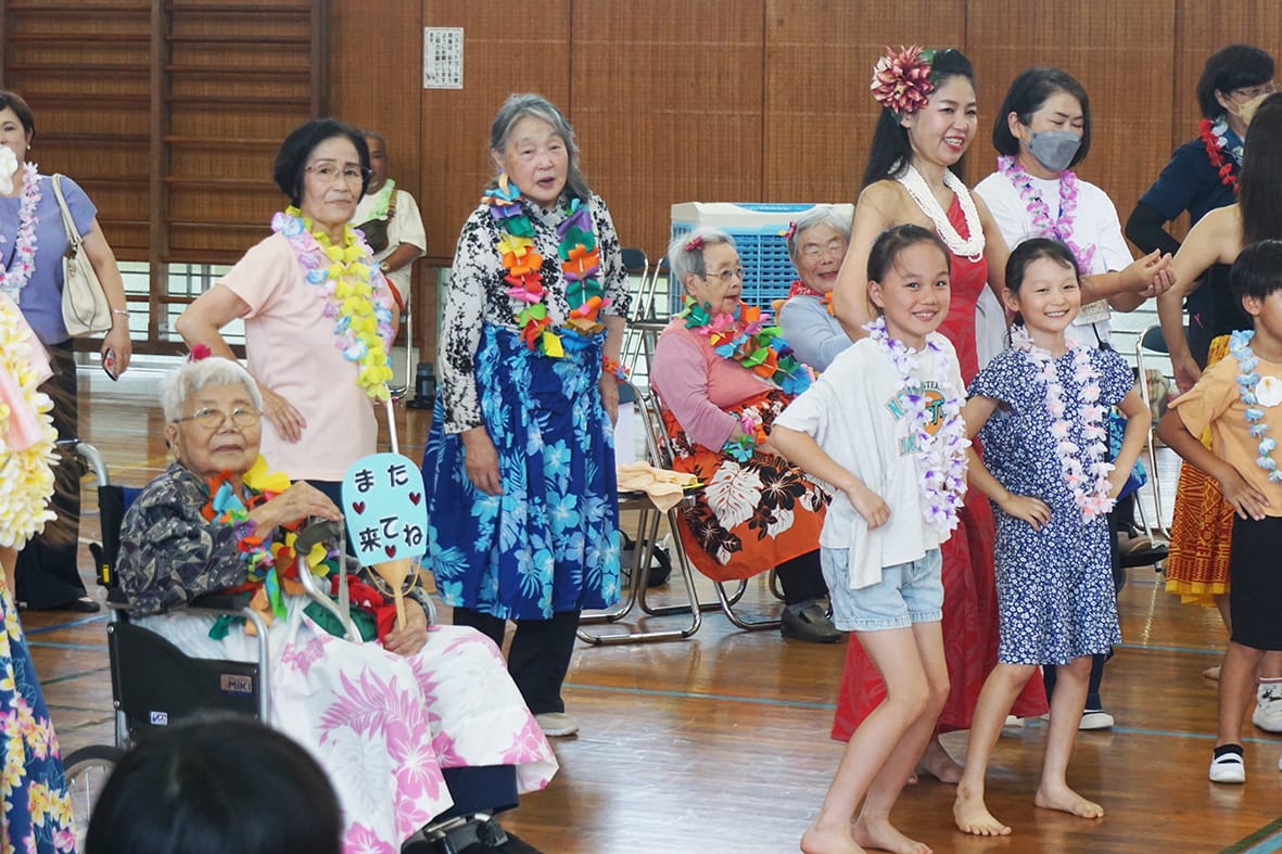 フラダンスで「ごちゃまぜ」共生社会へ