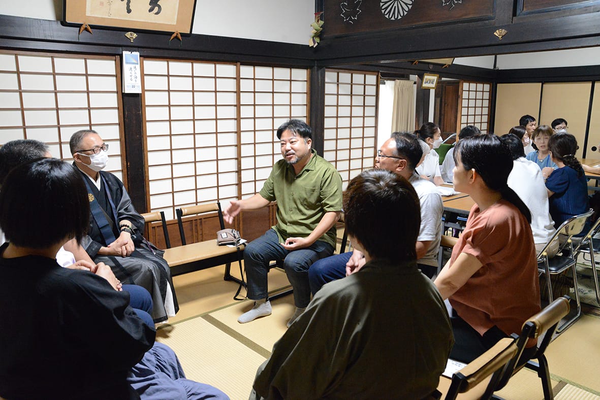 兵庫県で初「語らいカフェ」 真言宗成福院