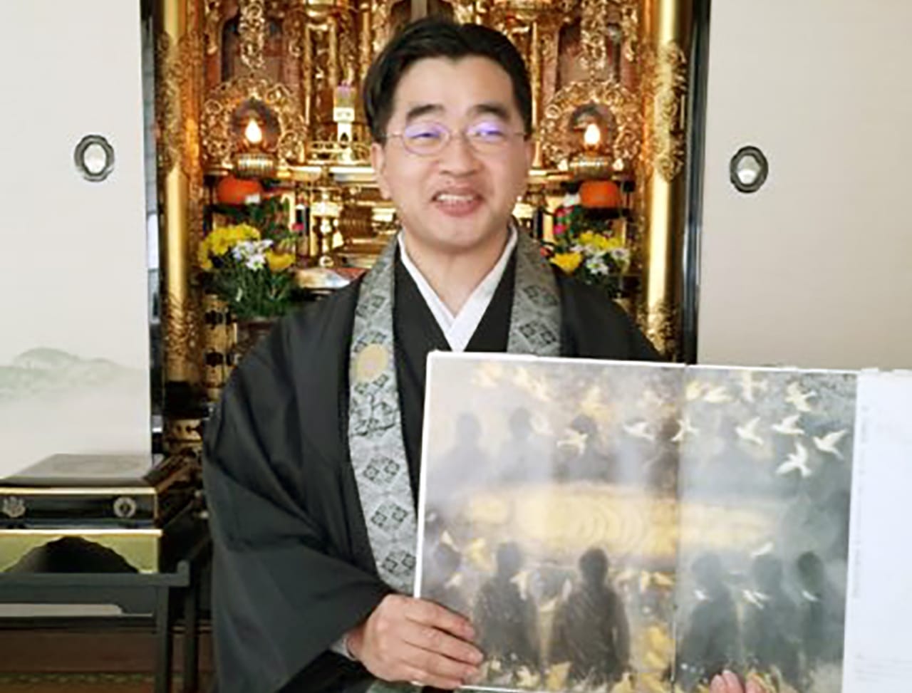 絵本のお坊さん 人生変えた一冊「廃棄しないで」