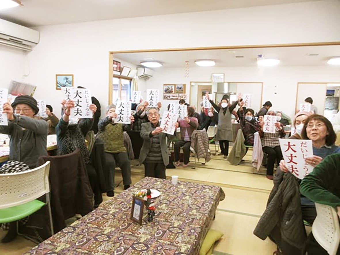 カフェデモンクの15年 金田諦應住職